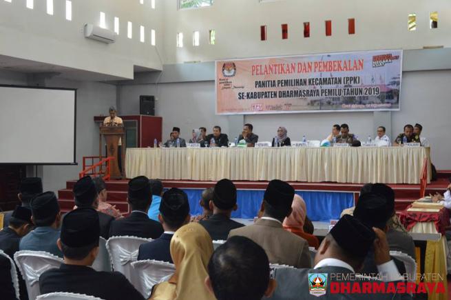 33 PPK Resmi Dilantik dan Diberi Pembekalan