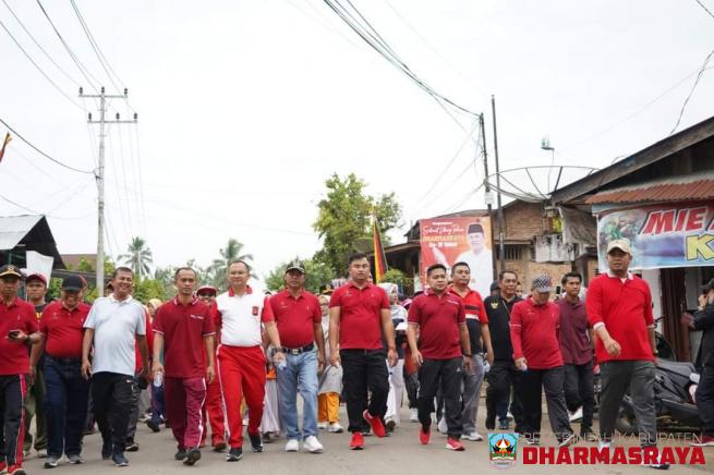Jalan Santai Dalam Rangka HUT Kabupaten Dharmasraya ke 19 Berlangsung Meriah